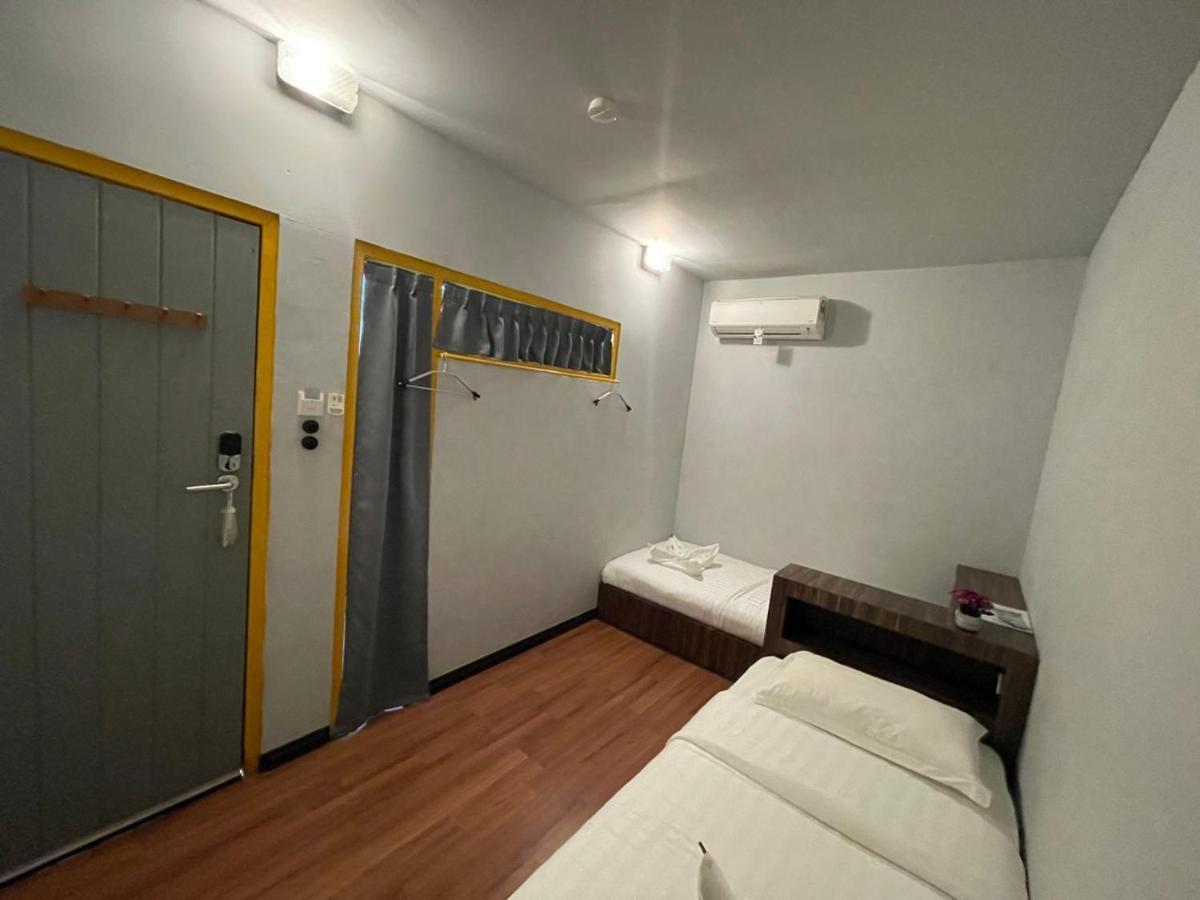 7 Inn Semporna Exterior photo